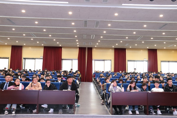 结业典礼现场.JPG 结业典礼现场.JPG