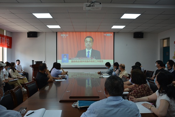 5.28政治学习照片.JPG 5.28政治学习照片.JPG