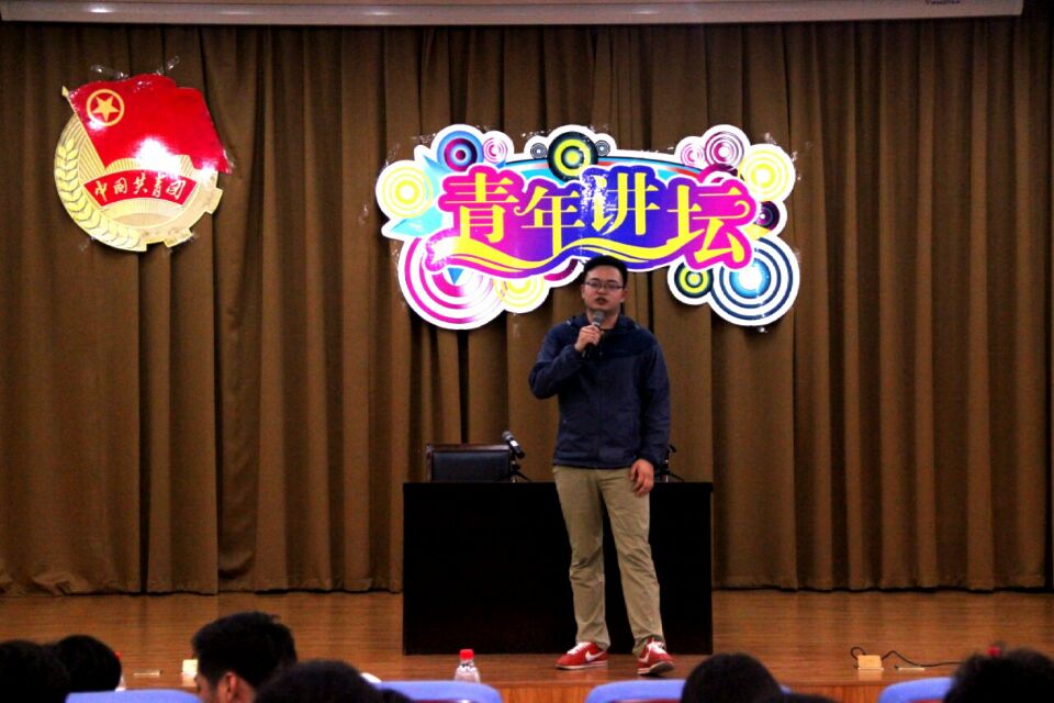 EEAEC1536AF798E2B204D9E1A83E4E83.jpg