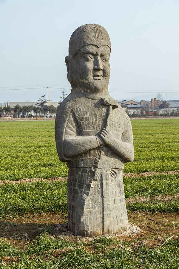 016 永昌陵前的石刻雕像.JPG