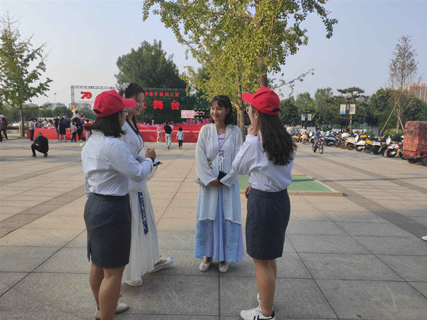七十周年活动1.jpg 七十周年活动1.jpg