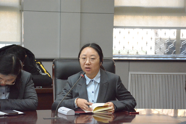 骨干教师代表发言1.JPG 骨干教师代表发言1.JPG