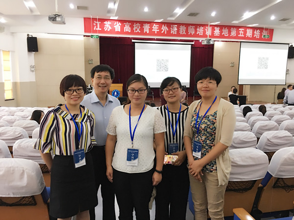 李霄翔合影_副本.jpg