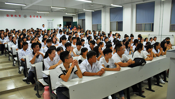 教官见面会2.jpg