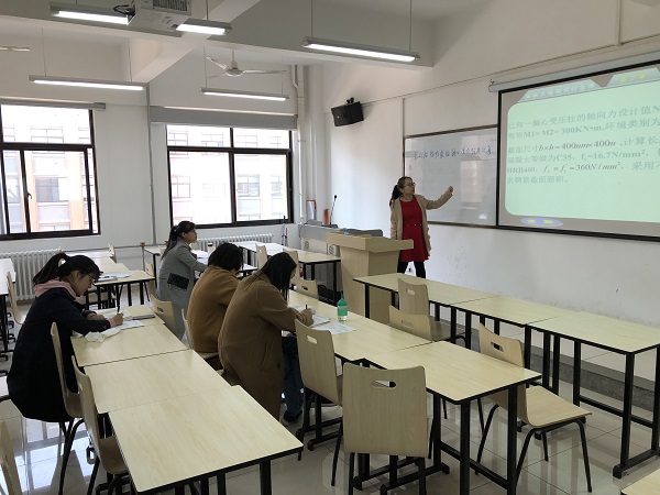 王小倩.jpg 王小倩.jpg