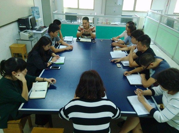资助会议.jpg