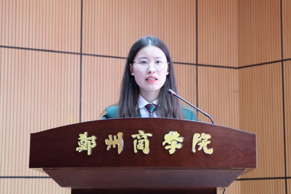 优秀团队代表1.jpg 优秀团队代表1.jpg