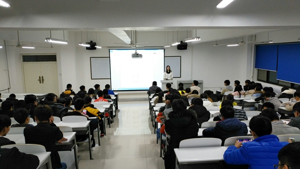 信工系各班级召开考风考纪教育主题班会.jpg