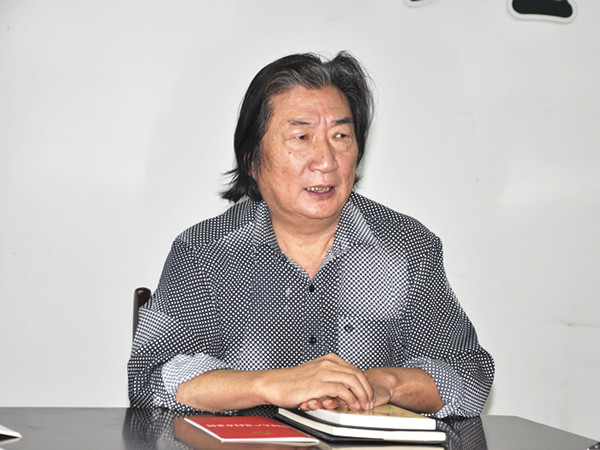 艺术系吴承钧主任总结发言.jpg