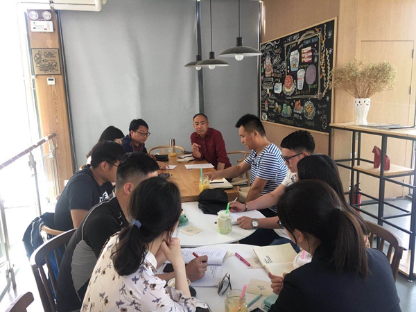 辅导员交流会.jpg 辅导员交流会.jpg