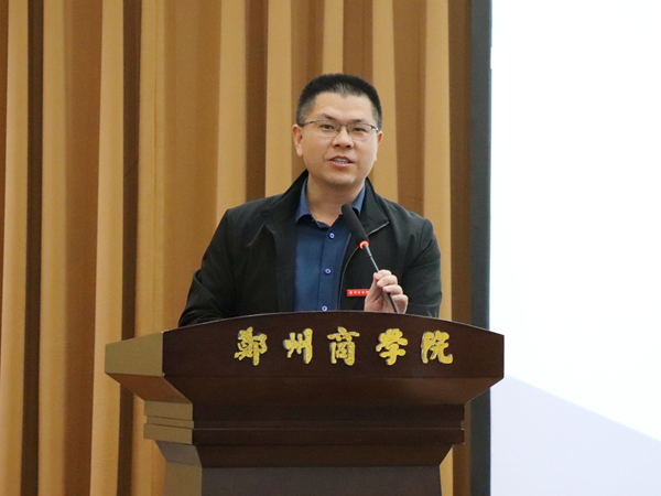 裴书记最新确定图片.jpg 裴书记最新确定图片.jpg