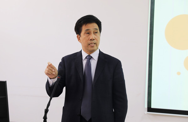 师院长_副本.jpg 师院长_副本.jpg