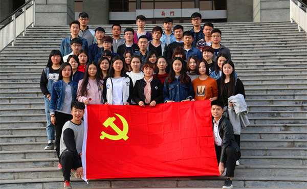 党员合影_副本.jpg