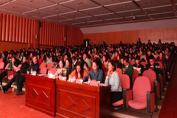 活动现场.jpg 活动现场.jpg
